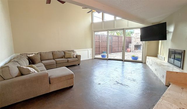 1725 Ashland Avenue, Fort Worth, TX 76107