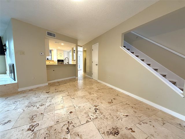 1725 Ashland Avenue, Fort Worth, TX 76107