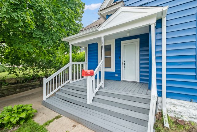 1722 Charles Street, Rockford, IL 61104