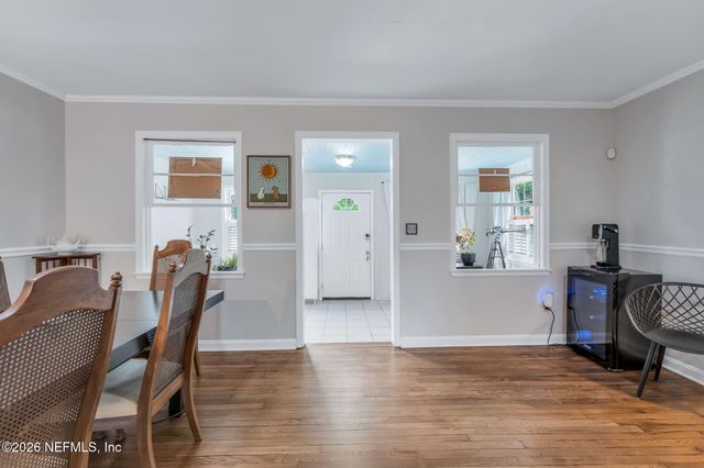 4321 TIMUQUANA Road, Jacksonville, FL 32210