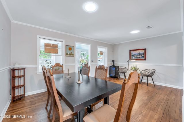 4321 TIMUQUANA Road, Jacksonville, FL 32210