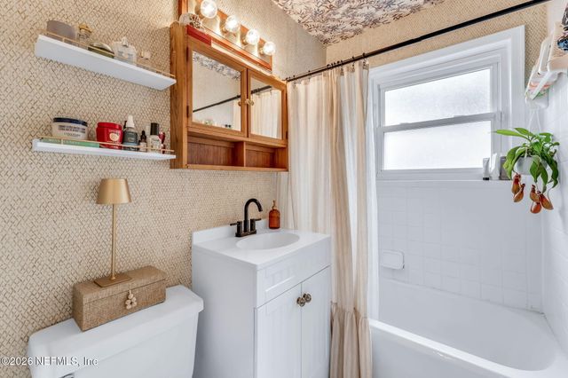 4321 TIMUQUANA Road, Jacksonville, FL 32210