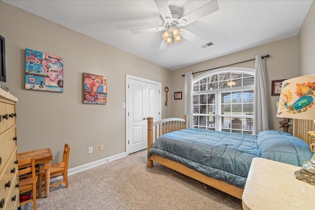 700 KEOUGH DR, Piperton, TN 38017