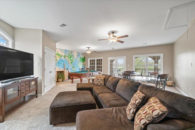 700 KEOUGH DR, Piperton, TN 38017