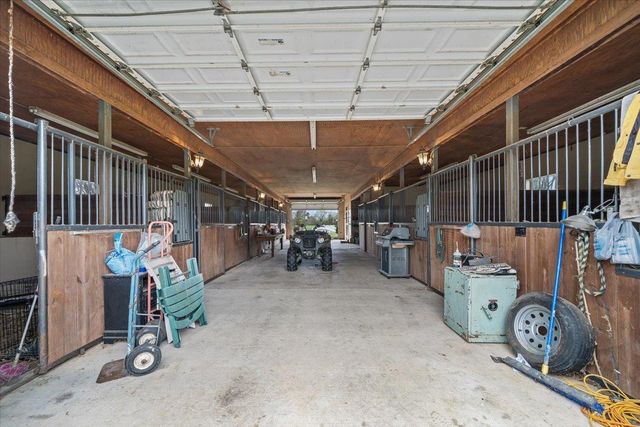 700 KEOUGH DR, Piperton, TN 38017