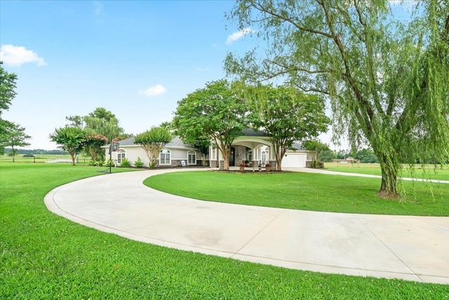 700 KEOUGH DR, Piperton, TN 38017