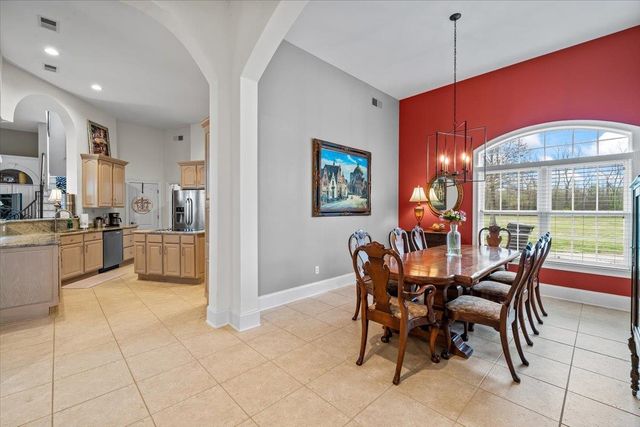 700 KEOUGH DR, Piperton, TN 38017