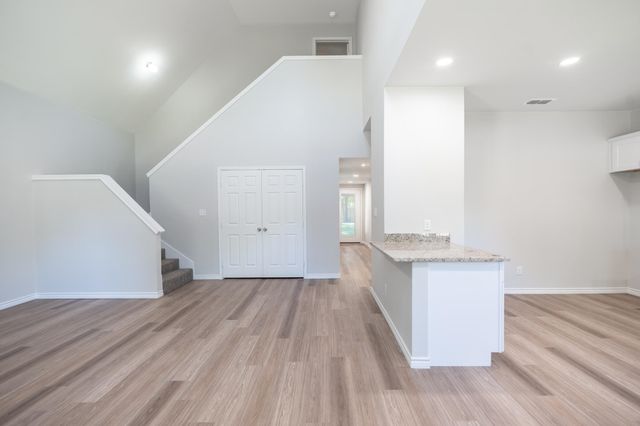 233 S Harrison St, Longview, TX 75601