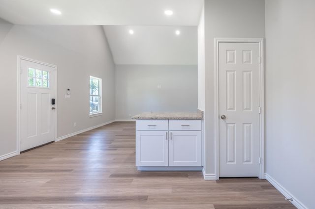 233 S Harrison St, Longview, TX 75601