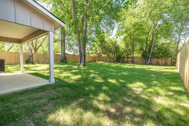 233 S Harrison St, Longview, TX 75601
