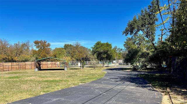 16001 AWALT DR, Austin, TX 78734