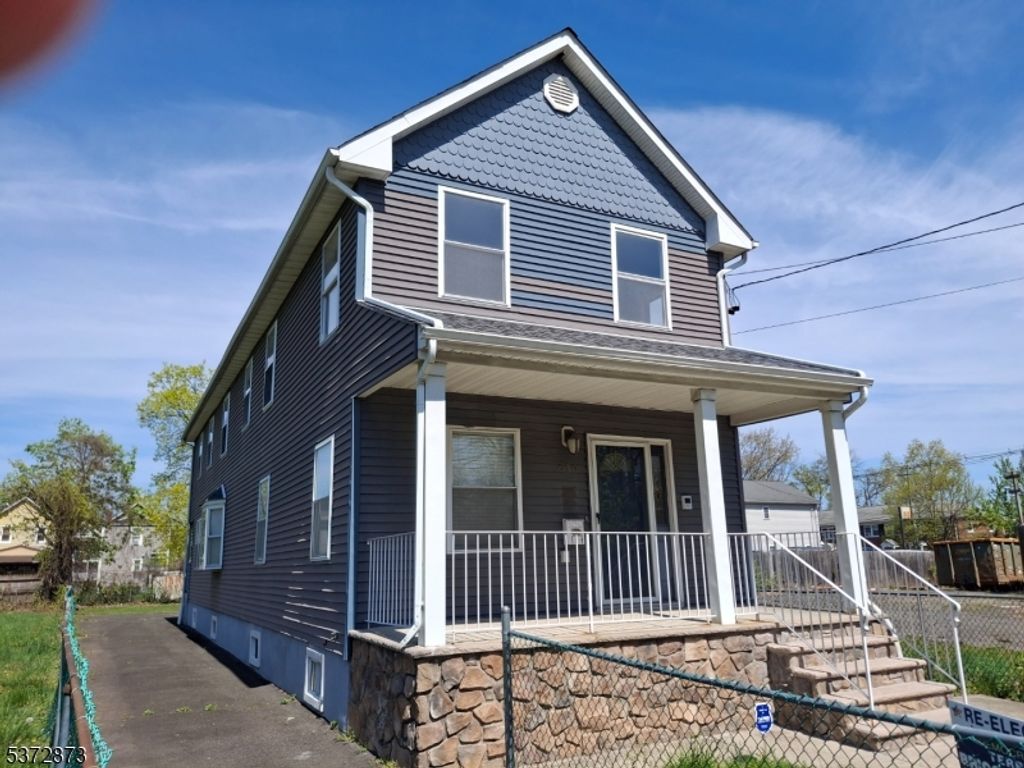 610 W 4Th St, Plainfield City, NJ 07060