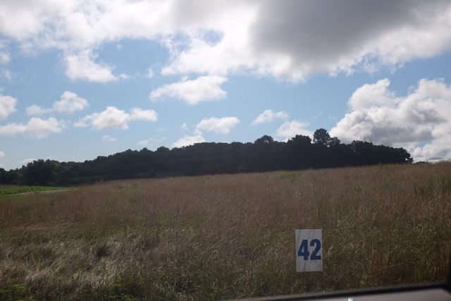 36 Wolf Bend, East Bernstadt, KY 40729