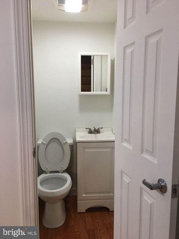 202 N CLIFTON ST, Philadelphia, PA 19107