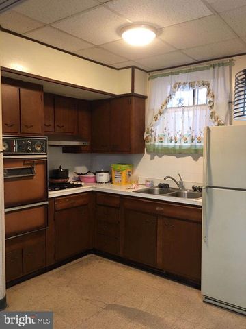 202 N CLIFTON ST, Philadelphia, PA 19107