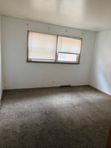 404 Prairie Avenue, Calumet City, IL 60409