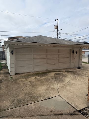404 Prairie Avenue, Calumet City, IL 60409