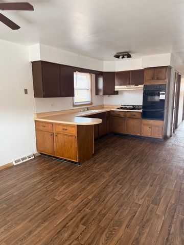 404 Prairie Avenue, Calumet City, IL 60409