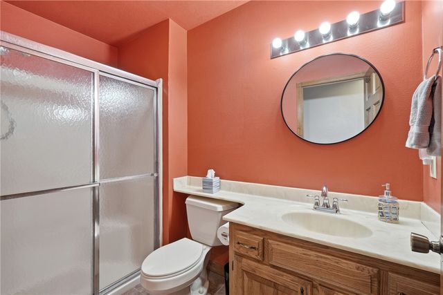 24 Indian Wells Drive, Holiday Island, AR 72631