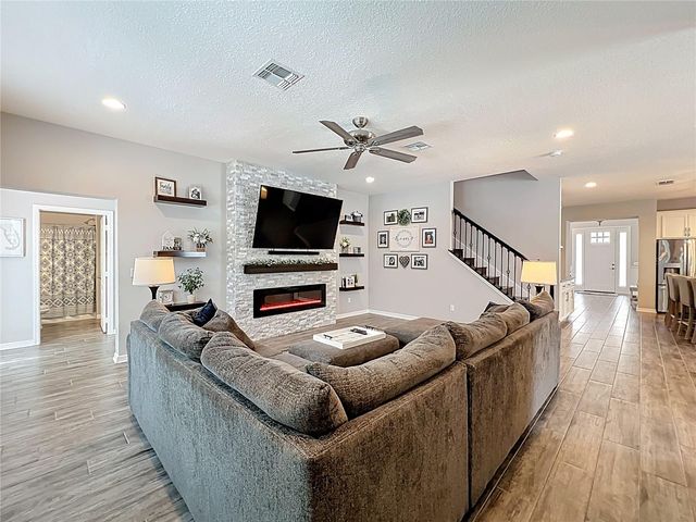 2676 ESTUARY LOOP, Oviedo, FL 32765