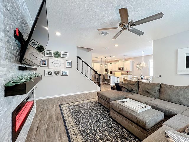 2676 ESTUARY LOOP, Oviedo, FL 32765