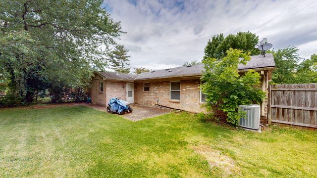3376 Boston Road, Lexington, KY 40503
