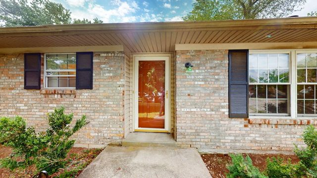 3376 Boston Road, Lexington, KY 40503
