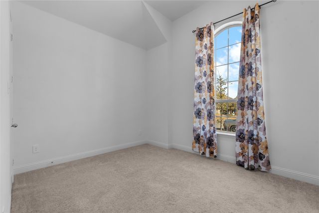 1669 Stowers Trail, Fort Worth, TX 76052