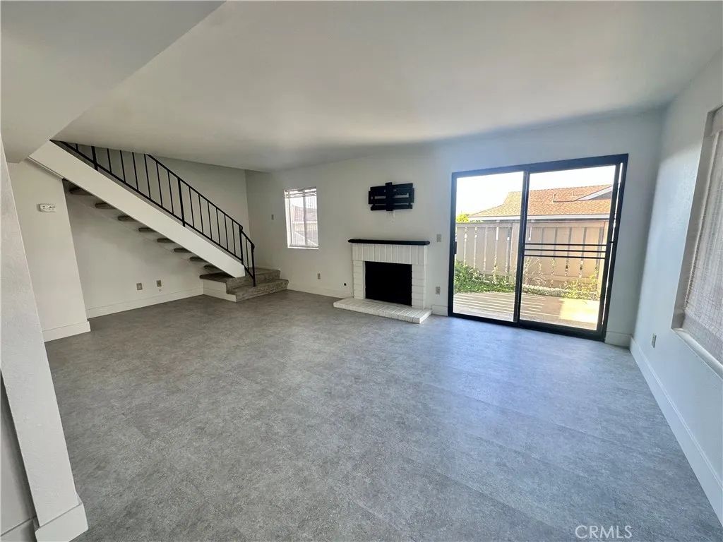 1153 Sumner Place D, Santa Maria, CA 93455