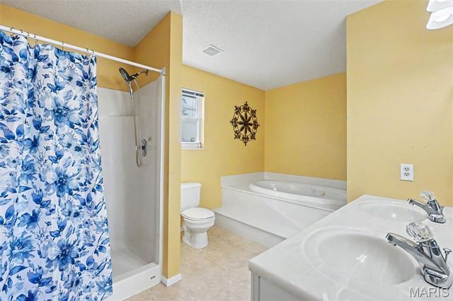 14 August Alp Court, St Charles, MO 63303