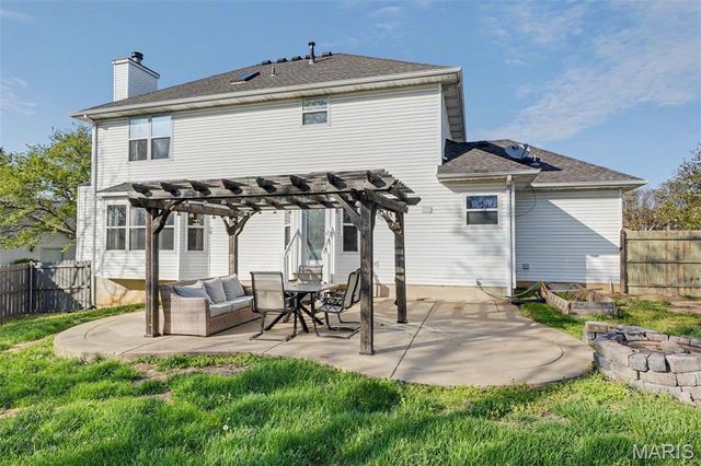 14 August Alp Court, St Charles, MO 63303