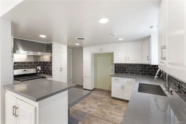 3715 Don Benito Court, Pasadena, CA 91107