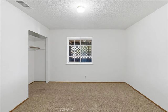 12365 Waynoka Road, Apple Valley, CA 92308