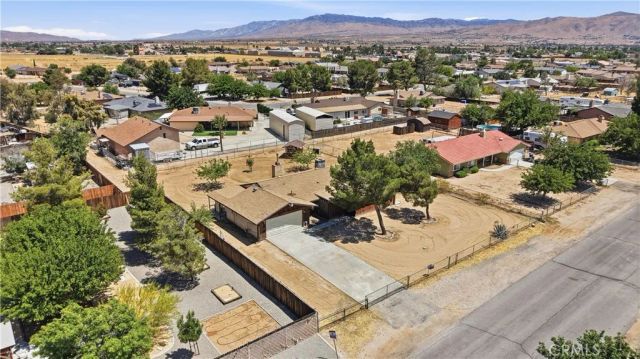 12365 Waynoka Road, Apple Valley, CA 92308