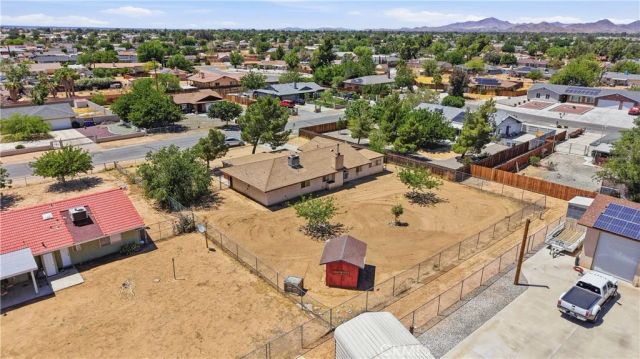 12365 Waynoka Road, Apple Valley, CA 92308
