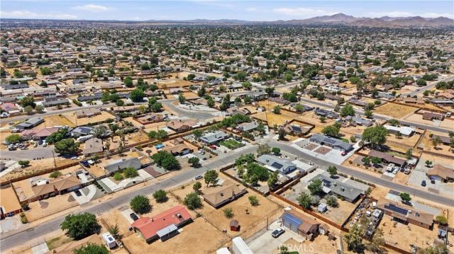 12365 Waynoka Road, Apple Valley, CA 92308