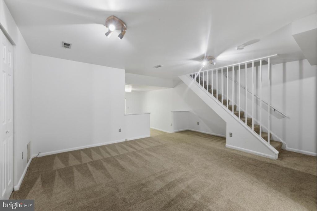 Image 21 of property listing at 588 WILD FLOWER GLADE, Annapolis, MD 21409