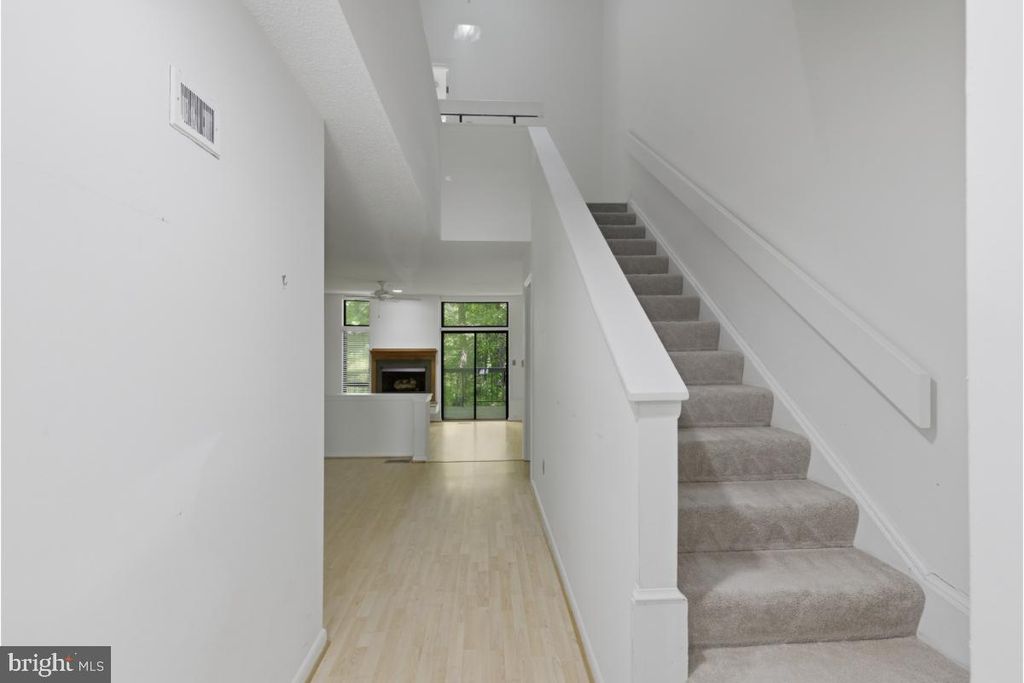 Image 28 of property listing at 588 WILD FLOWER GLADE, Annapolis, MD 21409