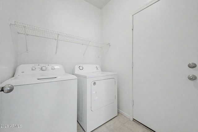 823 W LYDIA Lane, Phoenix, AZ 85041