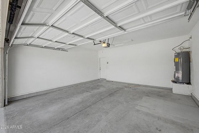 823 W LYDIA Lane, Phoenix, AZ 85041