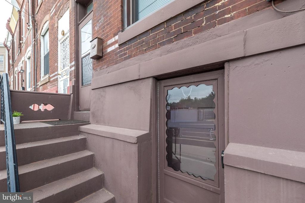 1928 E LEHIGH AVE, PHILADELPHIA, PA 19125 — photo 3