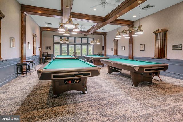 74 POND VIEW CIR, Barnegat, NJ 08005