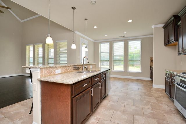 20311 Bristol Bluff Lane, Richmond, TX 77407