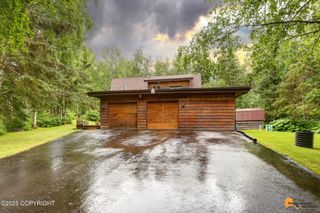13345 Ridgewood Circle, Anchorage, AK 99516