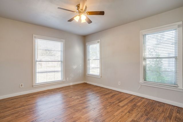 2305 Bonnie Brae Avenue, Fort Worth, TX 76111