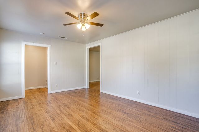 2305 Bonnie Brae Avenue, Fort Worth, TX 76111