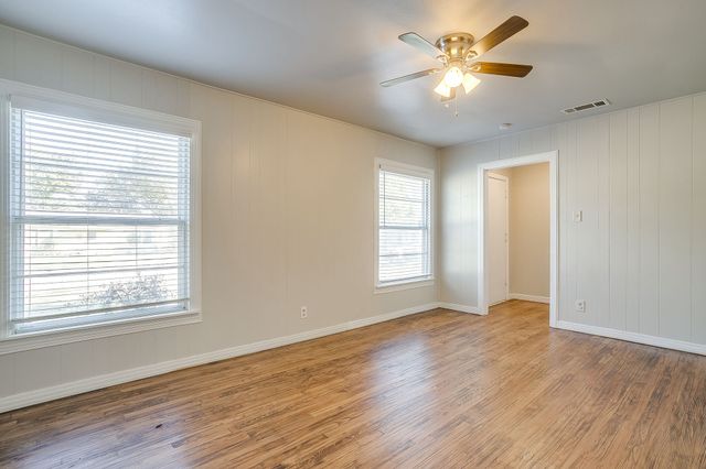 2305 Bonnie Brae Avenue, Fort Worth, TX 76111