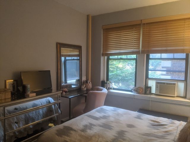 66 Queensberry Street 221, Boston, MA 02115