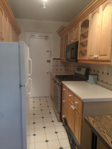 66 Queensberry Street 221, Boston, MA 02115