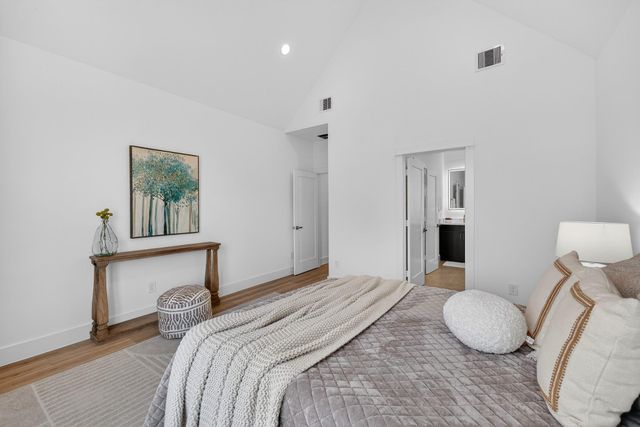 305 Marcella Street A, Houston, TX 77091
